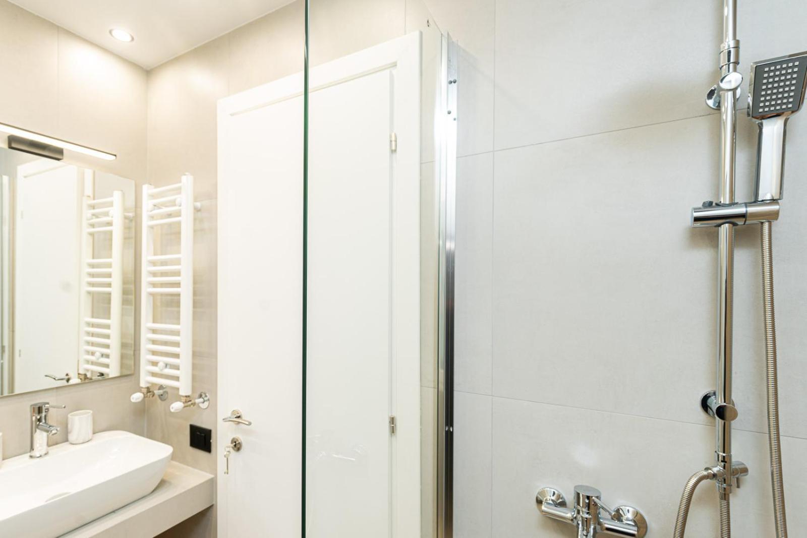 Modern 3 Bedroom Luxury Apartment Salonicco Esterno foto