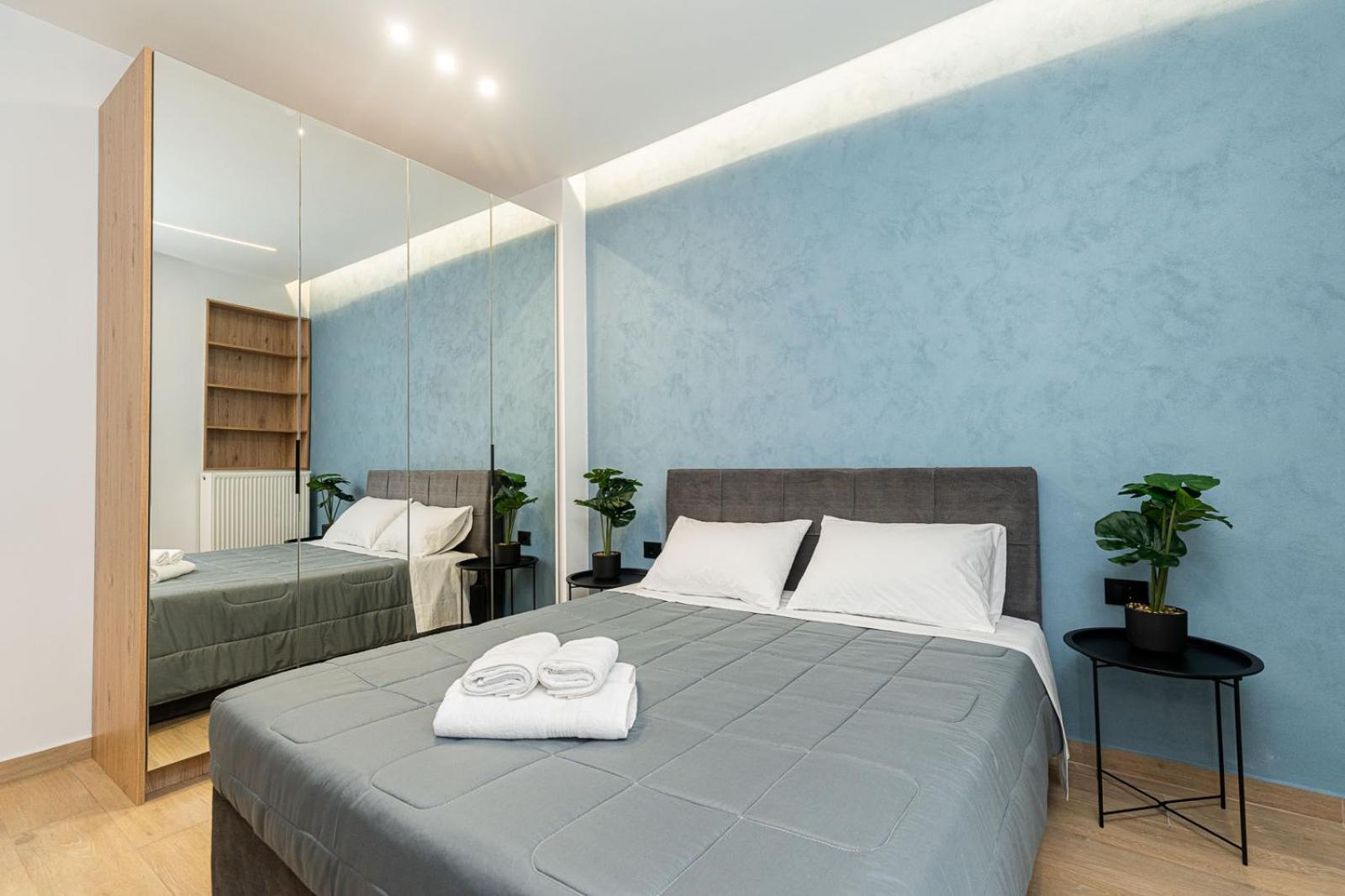 Modern 3 Bedroom Luxury Apartment Salonicco Esterno foto